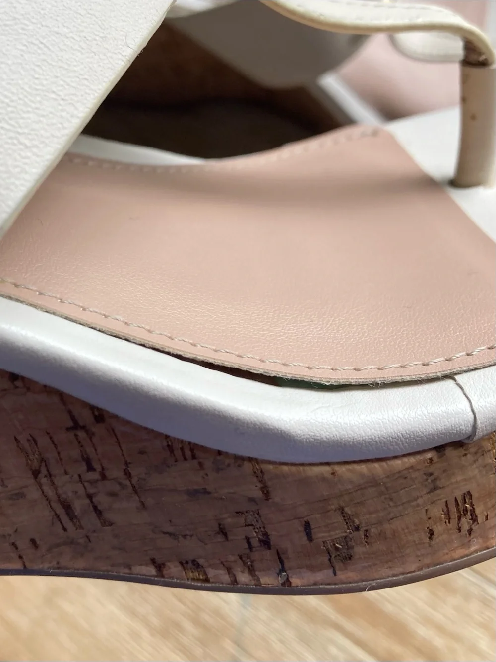 Sam Edelman Yardlie Cork Wedge Thong Sandals White Leather Gold Logo 7.5
